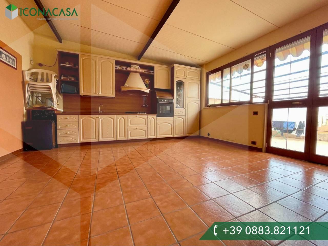 4 rooms Apartment in Andria, Italy No. 14760