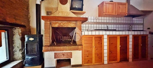 1 bedroom House in Gualdo Tadino, Italy No. 377645 5