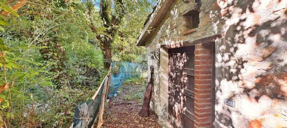 1 bedroom House in Gualdo Tadino, Italy No. 377645 2