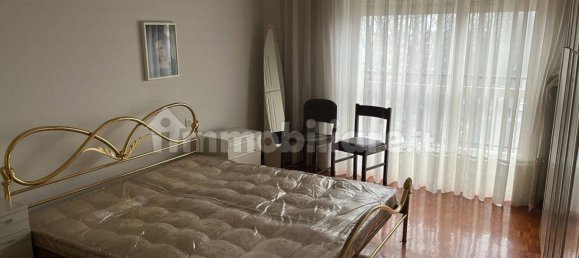 2 Schlafzimmer Wohnung in Saronno, Italy, Nr. 253539 4