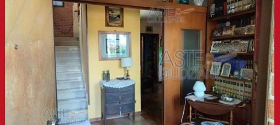 5 bedrooms Apartment in Rome, Italy No. 330835 22