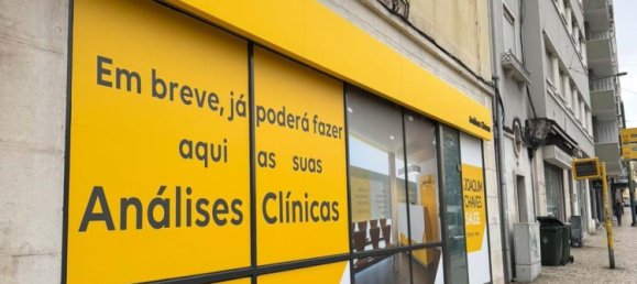 123m² Commercial property in Lisbon, Portugal No. 70221 16