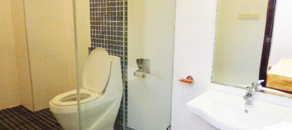 1 Schlafzimmer Wohnung in Hoan Kiem, Vietnam, Nr. 5121 2