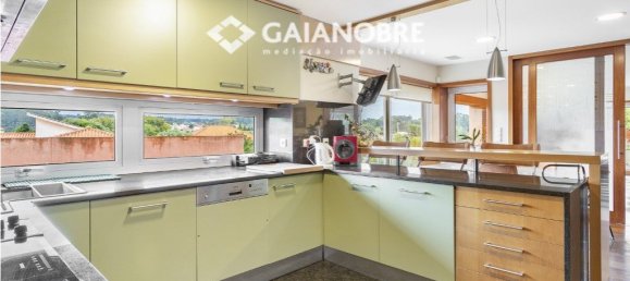 6 غرف نوم منزل في Sao Felix da Marinha, Portugal رقم 183770 40