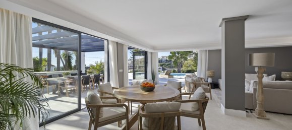 5 غرف نوم فيلا في Estepona, Spain رقم 42563 31