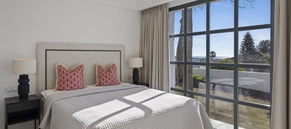 5 غرف نوم فيلا في Estepona, Spain رقم 42563 28