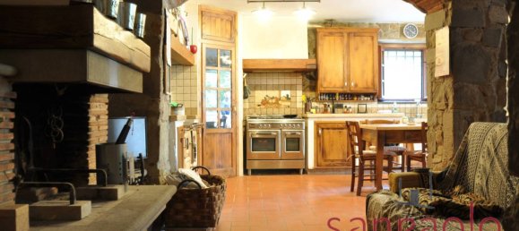 4 bedrooms House in Pistoia, Italy No. 352837 13