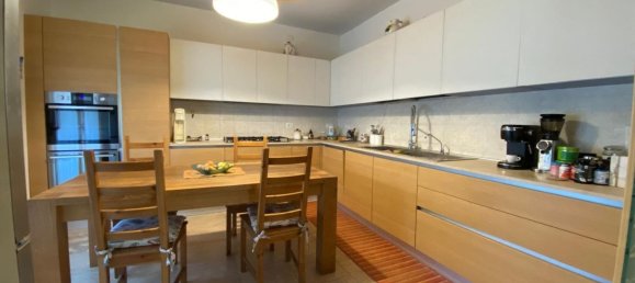 4 bedrooms Villa in Canegrate, Italy No. 364912 4