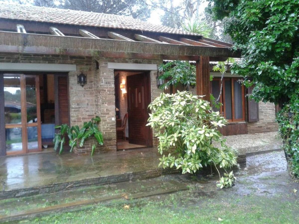 4 غرف نوم منزل في Mar del Plata, Argentina رقم 88053