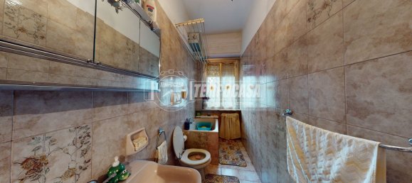 6 rooms House in Turin, Italy No. 108590 9