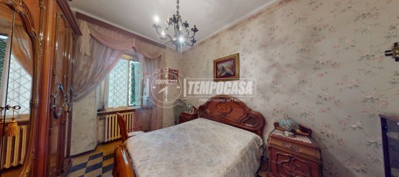 6 rooms House in Turin, Italy No. 108590 8