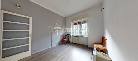 6 rooms House in Turin, Italy No. 108590 27