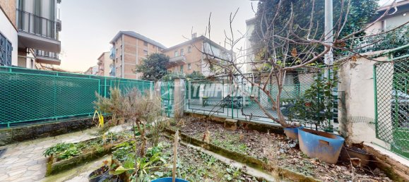 6 rooms House in Turin, Italy No. 108590 15