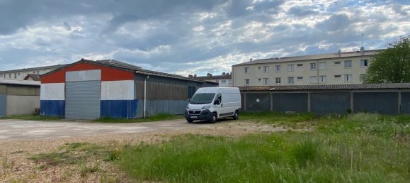 Bâtiment à Châlette-sur-Loing, France 1137m² No. 89898 2