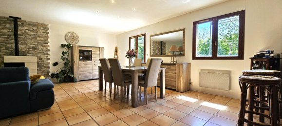 4 bedrooms House in Breval, France No. 331598 3