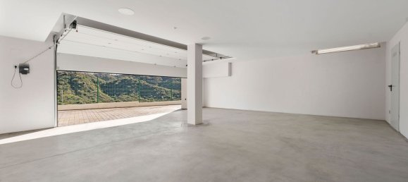 Villa de 4 dormitorios en La Quinta, Spain No. 40522 4