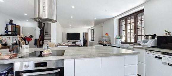 4 bedrooms House in Armeau, France No. 290092 5