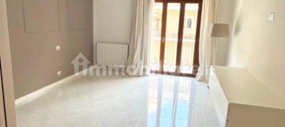 Квартира с 4 спальнями в Милаццо, Италия № 73178 6