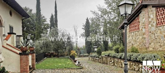 35 rooms Villa in Poppi, Italy No. 34770 17
