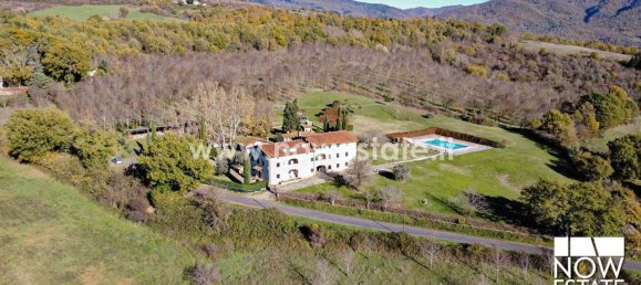 35 rooms Villa in Poppi, Italy No. 34770 13