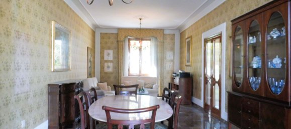 8 rooms House in Empoli, Italy No. 44974 2
