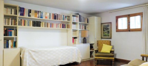 8 rooms House in Empoli, Italy No. 44974 25