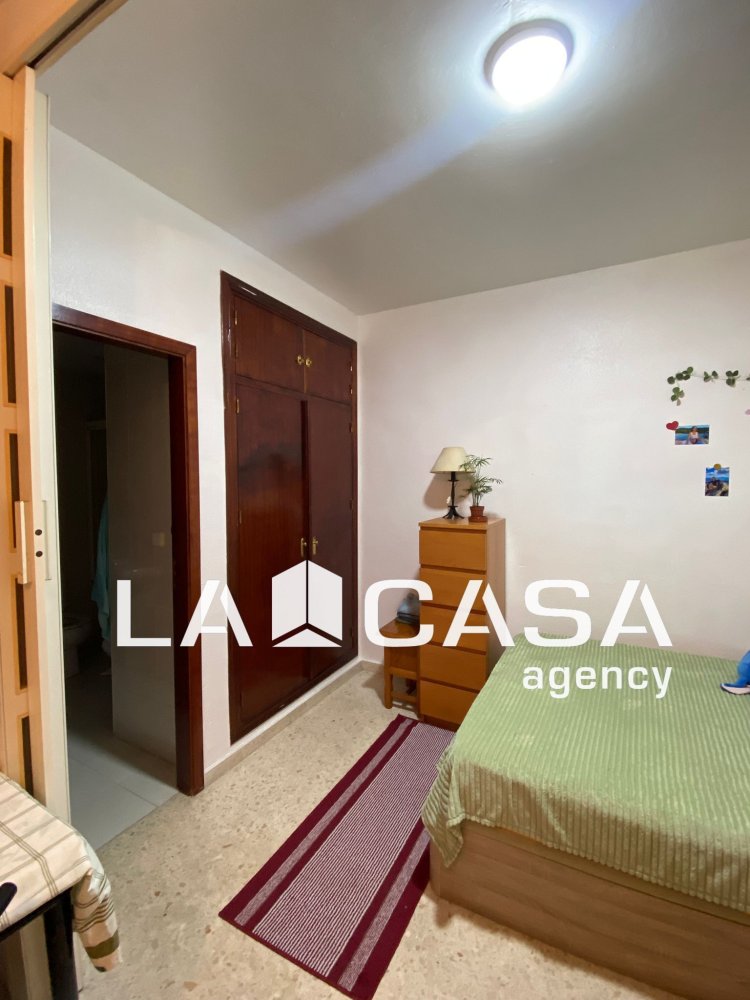 1 bedroom Apartment in Cadiz, Spain No. 134449