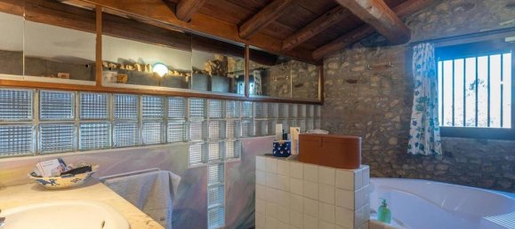 4 bedrooms Villa in Castel San Pietro Terme, Italy No. 358882 33