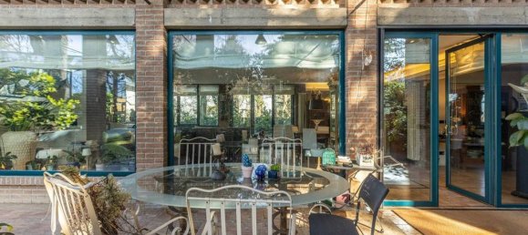 4 bedrooms Villa in Castel San Pietro Terme, Italy No. 358882 2