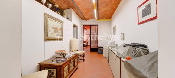 Bureau à Florence, Italy 165m² No. 231320 13