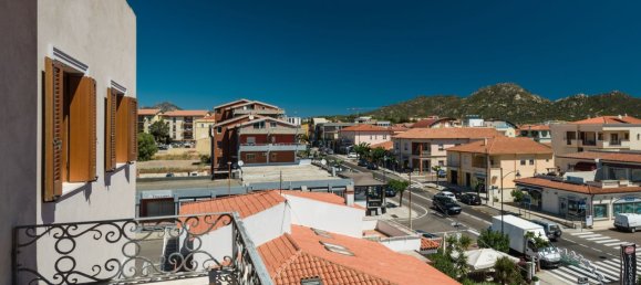 10 rooms Penthouse in Olbia, Italy No. 144825 2