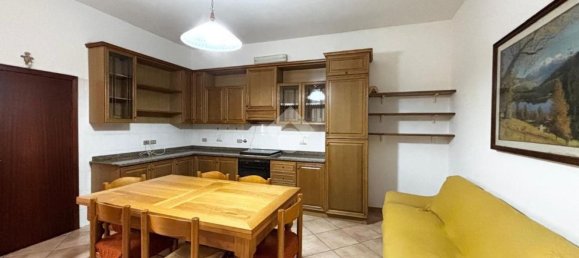 2-salle Appartement à Civitella di Romagna, Italy No. 89885 4