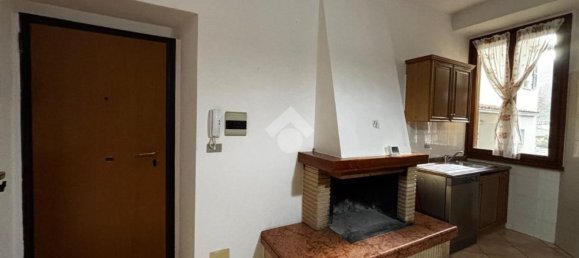 2-salle Appartement à Civitella di Romagna, Italy No. 89885 2