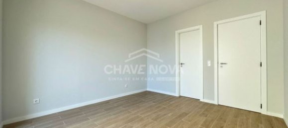 2 Schlafzimmer Wohnung in Porto, Portugal, Nr. 11450 5