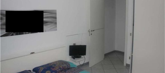 2 rooms Apartment in Golasecca, Italy No. 91910 8