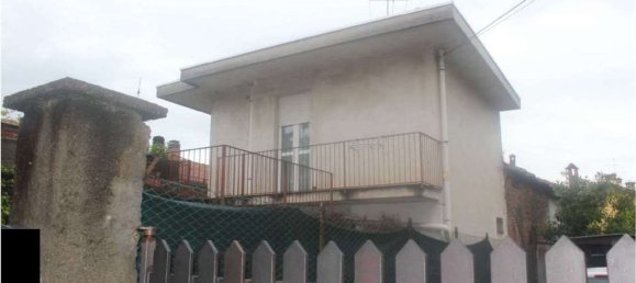 2 rooms Apartment in Golasecca, Italy No. 91910 2