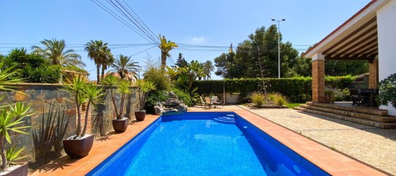 5 Schlafzimmer Villa in Torrevieja, Spain, Nr. 4465 17