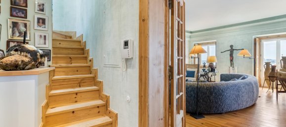 5 bedrooms Villa in Lisbon, Portugal No. 115431 3