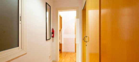 Apartamento de 3 dormitorios en Eixample, Spain No. 21616 27
