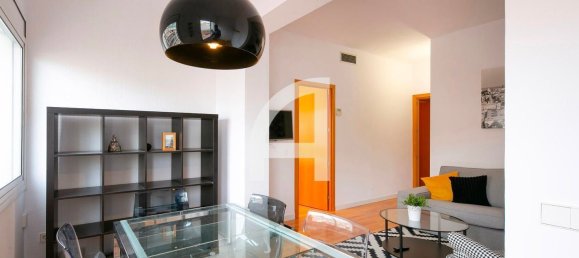 Apartamento de 3 dormitorios en Eixample, Spain No. 21616 4