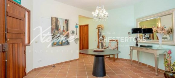 3 bedrooms Villa in Loule, Portugal No. 230527 9