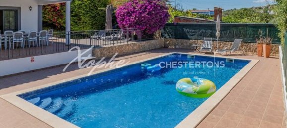 3 bedrooms Villa in Loule, Portugal No. 230527 5