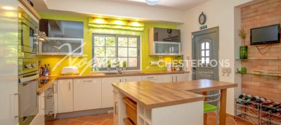 3 bedrooms Villa in Loule, Portugal No. 230527 18