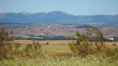 Terreno en Guadalajara, Spain 450 m² No. 169393