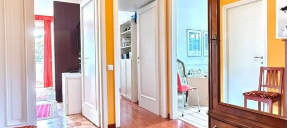 5-salle Appartement à Vittorio Veneto, Italy No. 275389 3