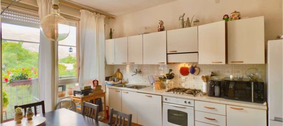 5-salle Appartement à Vittorio Veneto, Italy No. 275389 7