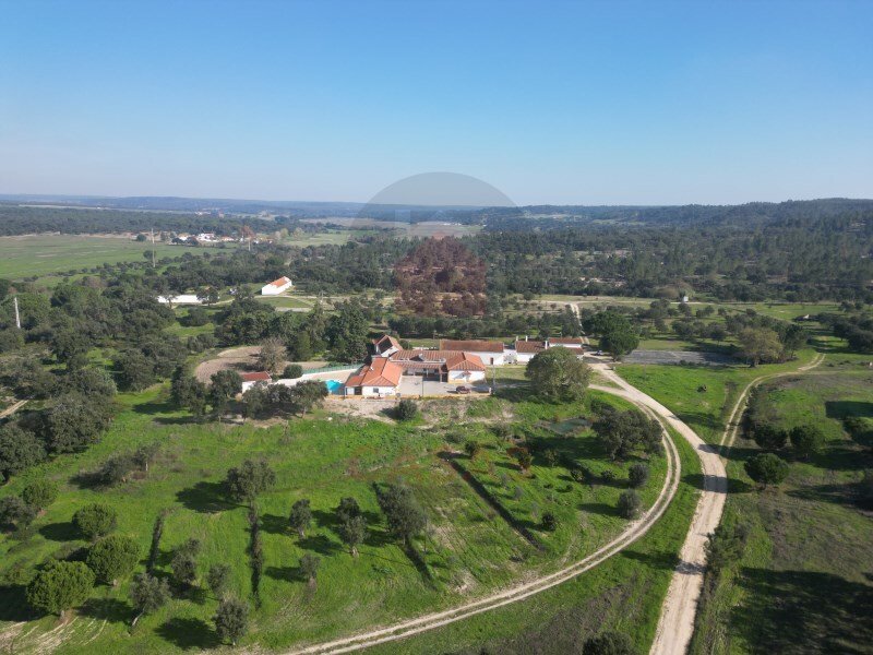 5 bedrooms Land in Almeirim, Portugal No. 144906