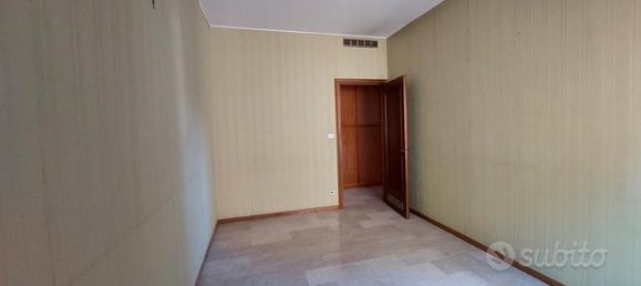 5 rooms Apartment in Ascoli Piceno, Italy No. 270010 4