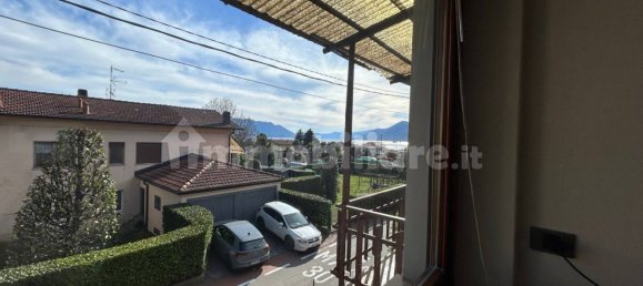 2 chambres Villa à Maccagno con Pino e Veddasca, Italy No. 304829 5