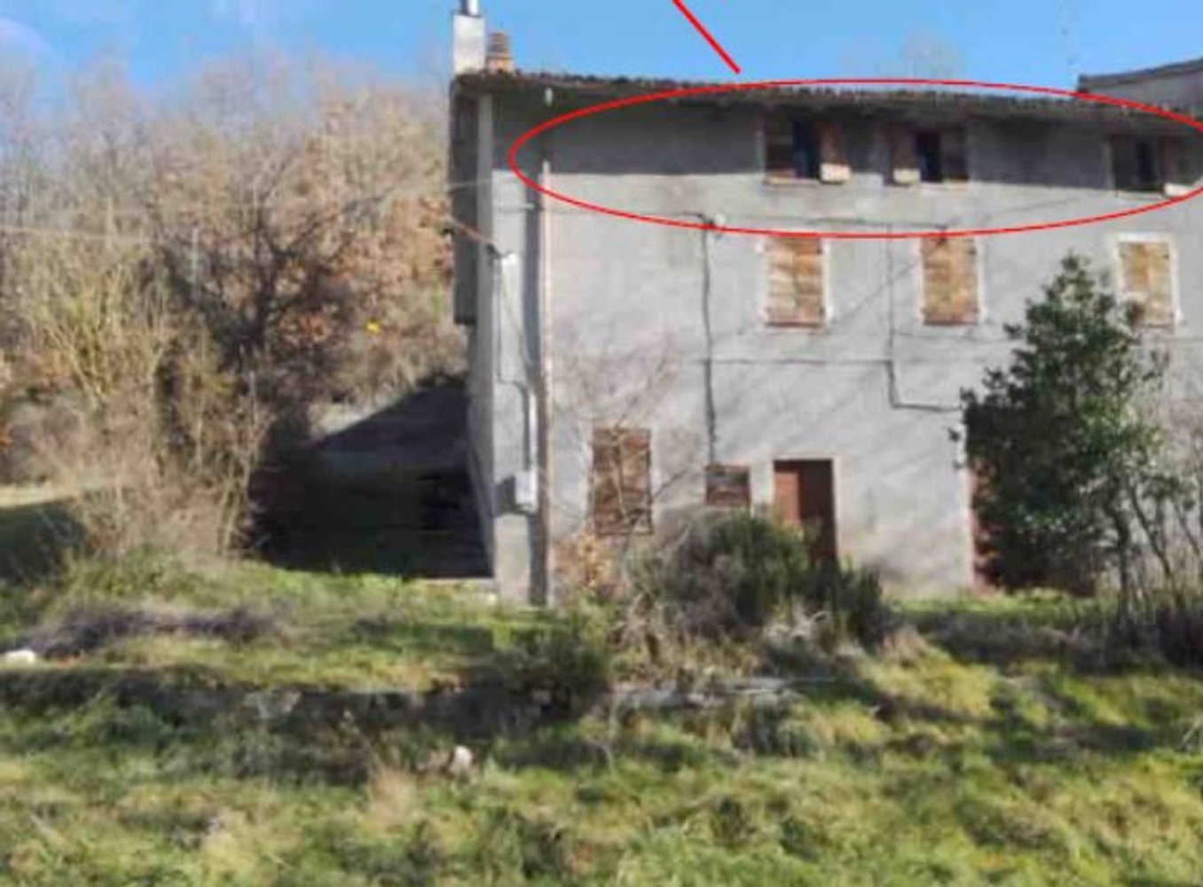 4 bedrooms Apartment in Sellano, Italy No. 371226